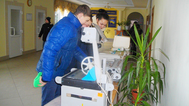Ретро-виставка електронно-обчислювальної та друкарської техніки Місячник