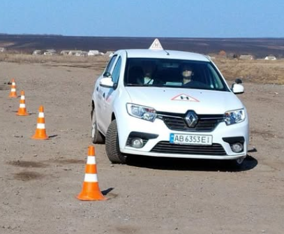 RENAULT LOGAN