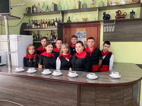 Команда барменів